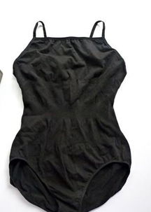 体操服与舞蹈服选购指南 材质、款式与厂家推荐